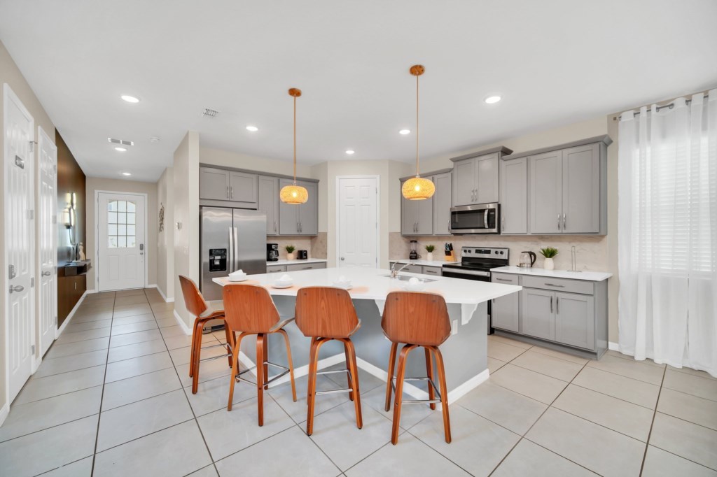 6-web-or-mls-8919-coconut-breeze-dr