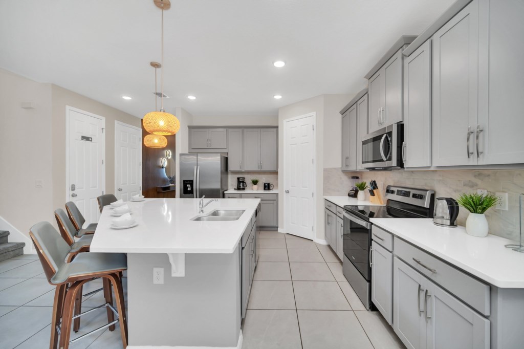 8-web-or-mls-8919-coconut-breeze-dr