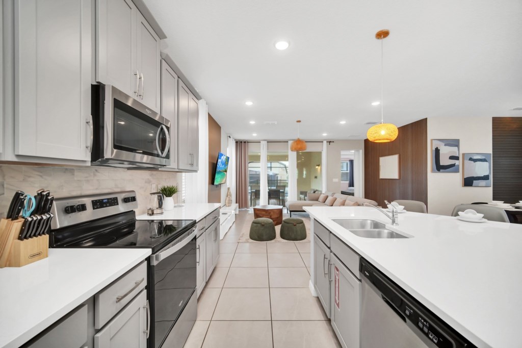 9-web-or-mls-8919-coconut-breeze-dr