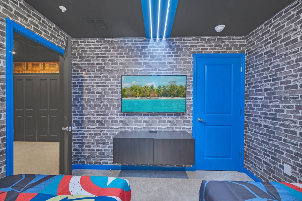 34-web-or-mls-1280-blue-paradise-wy