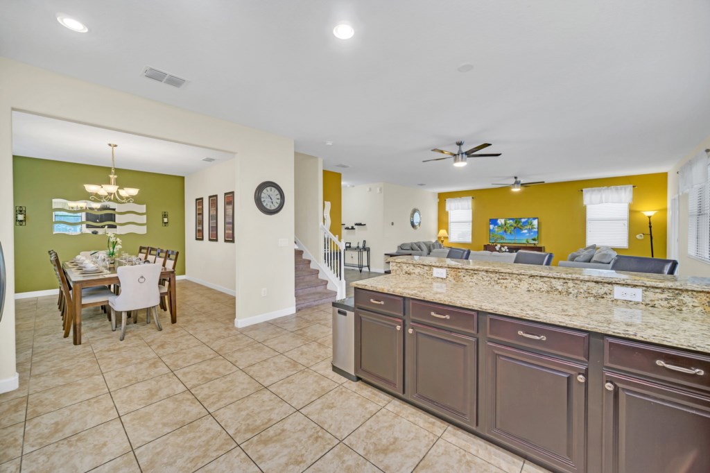 16-1422MoonValleyDr_15