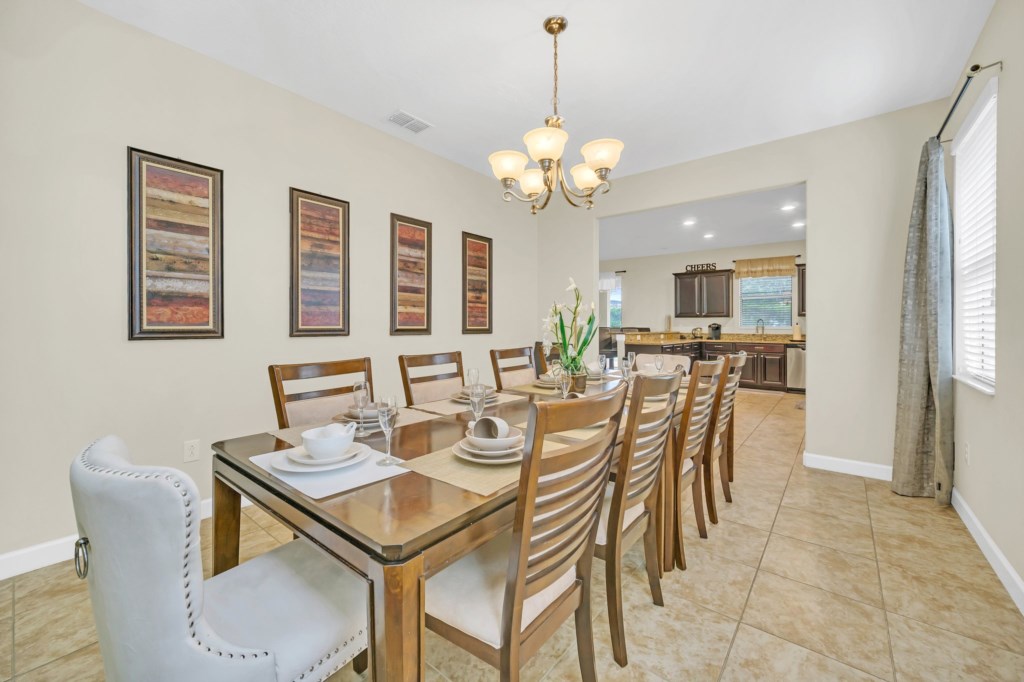 18-1422MoonValleyDr_17