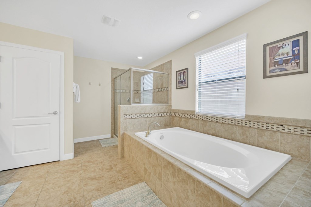 23-1422MoonValleyDr_22