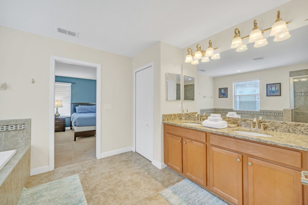24-1422MoonValleyDr_23