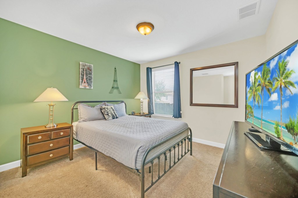 41-1422MoonValleyDr_40