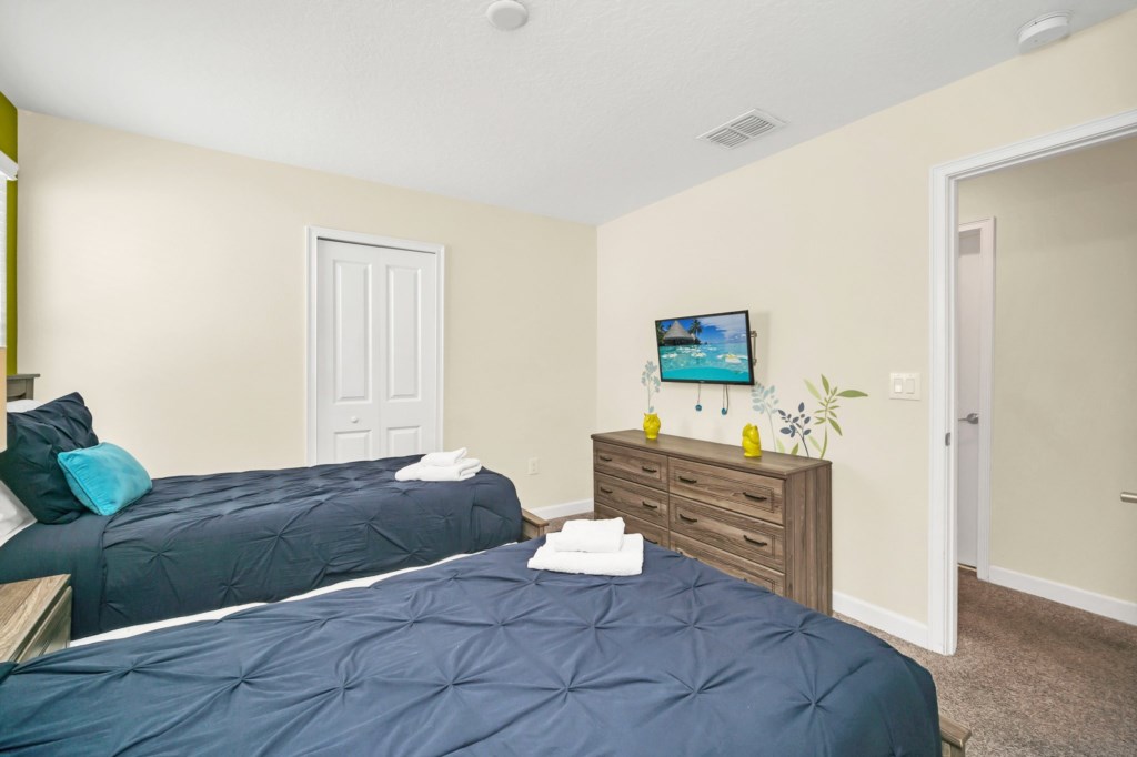 39-1517MulliganBlvd_39