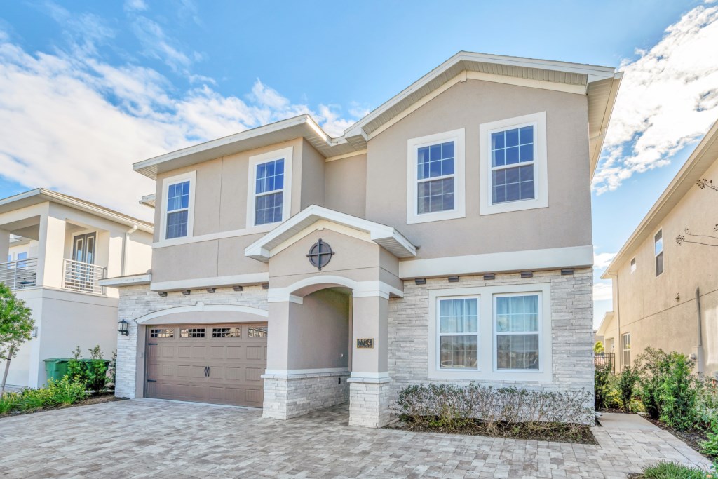 7704WestlandDr_04