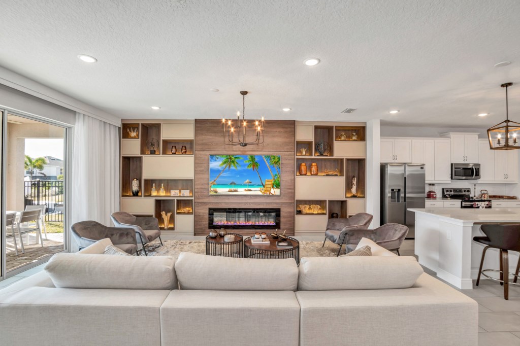 7704WestlandDr_09