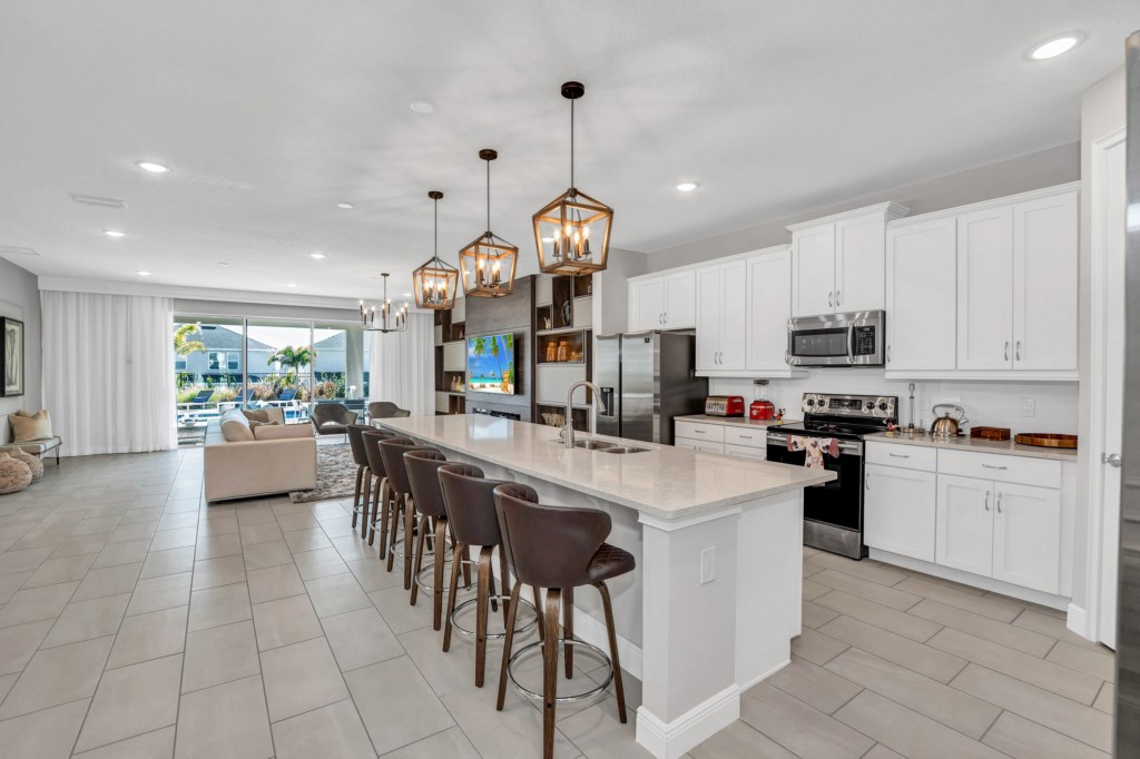 7704WestlandDr_13