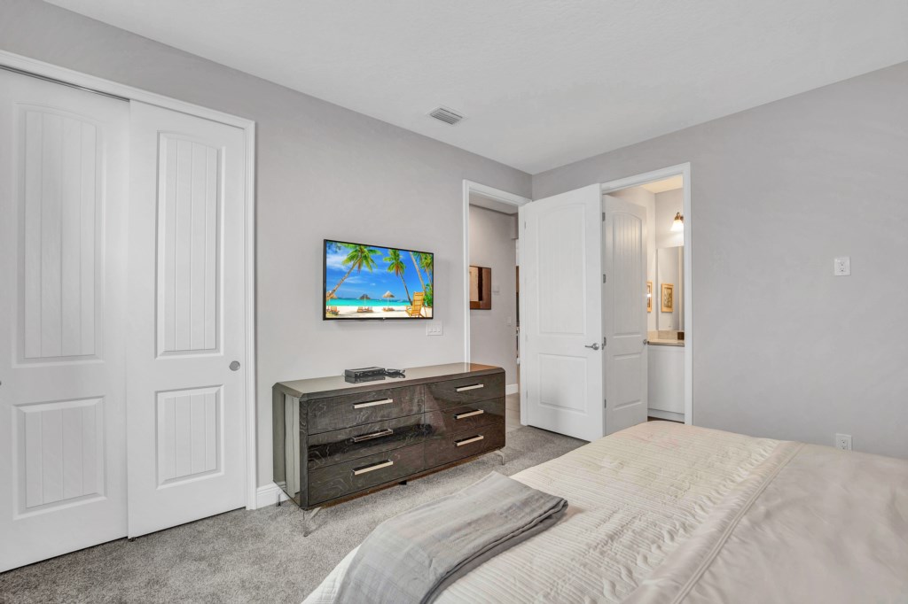 7704WestlandDr_30