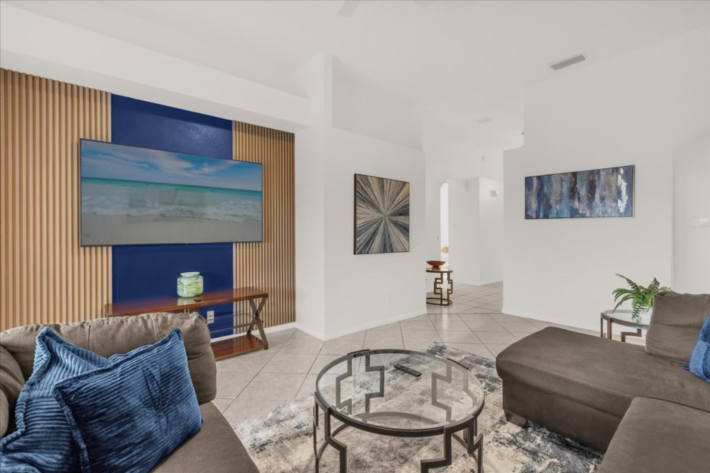04-416CalabayParcBlvd(15)