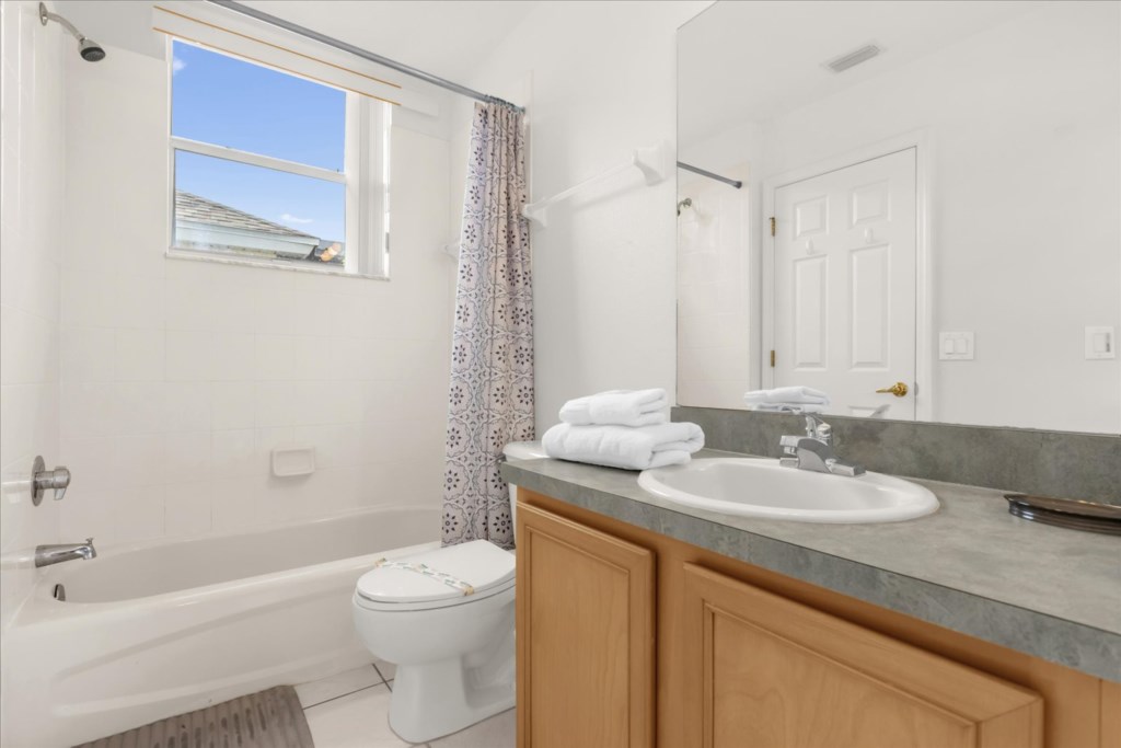 18-416CalabayParcBlvd(23)