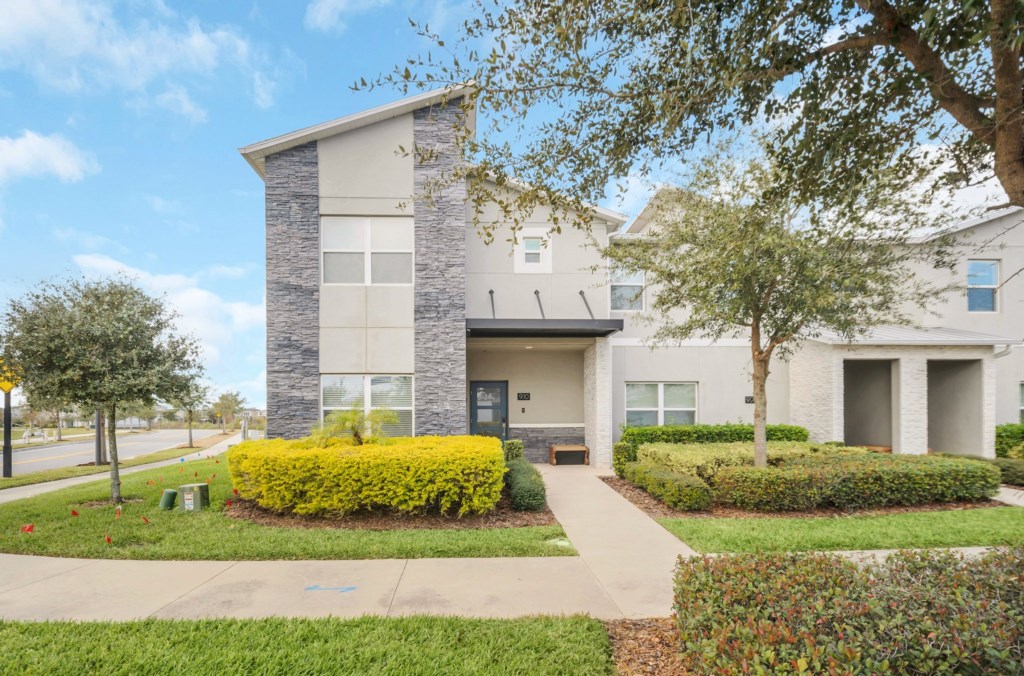 1-web-or-mls-910-pebble-beach-dr