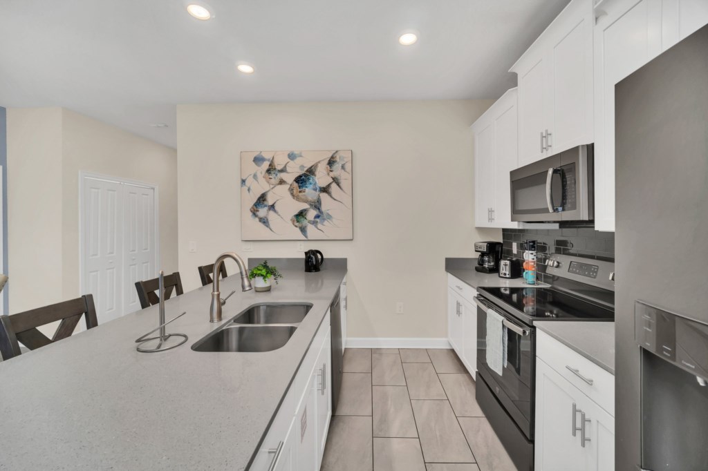 12-web-or-mls-910-pebble-beach-dr