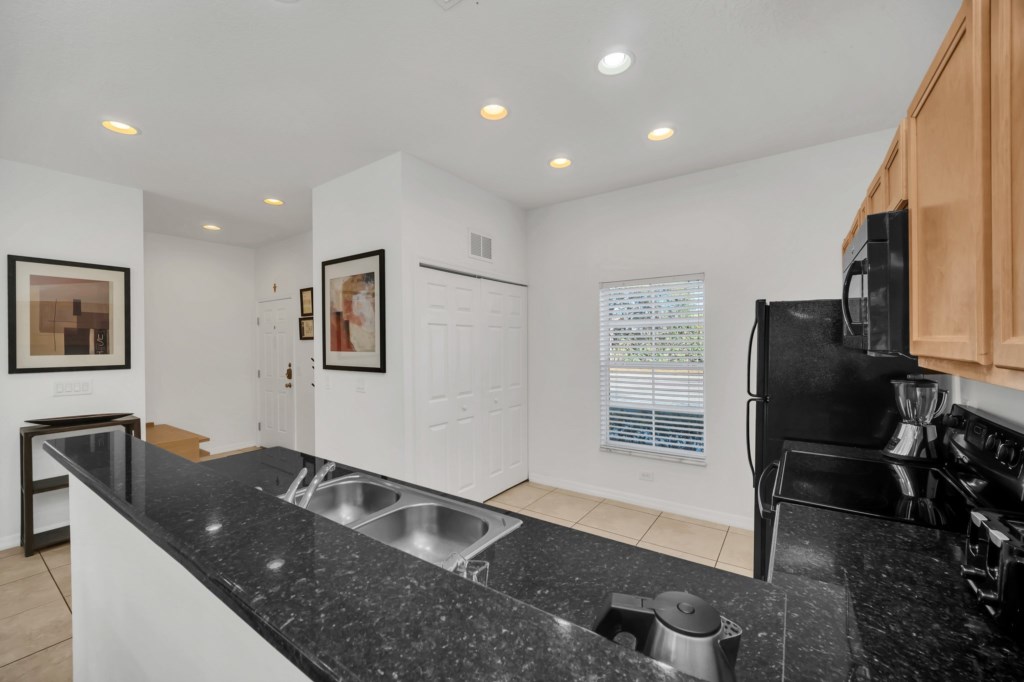 9-web-or-mls-3036-secret-lake-dr