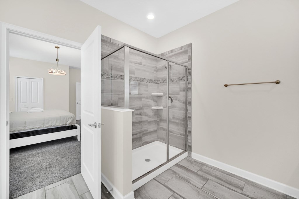 21-web-or-mls-9040-stinger-dr