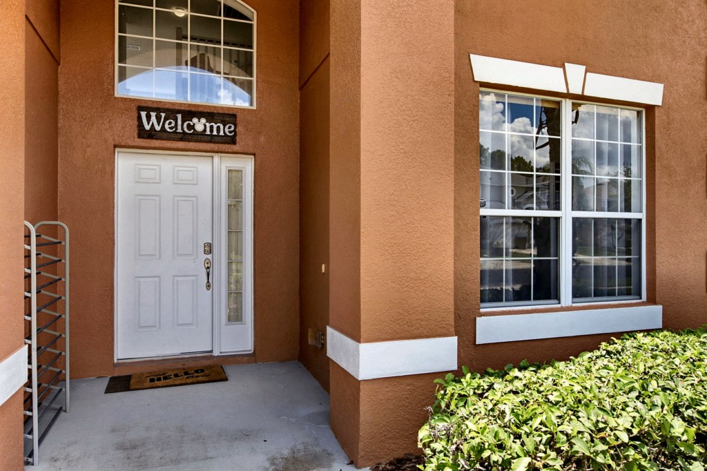 07-front-entrance