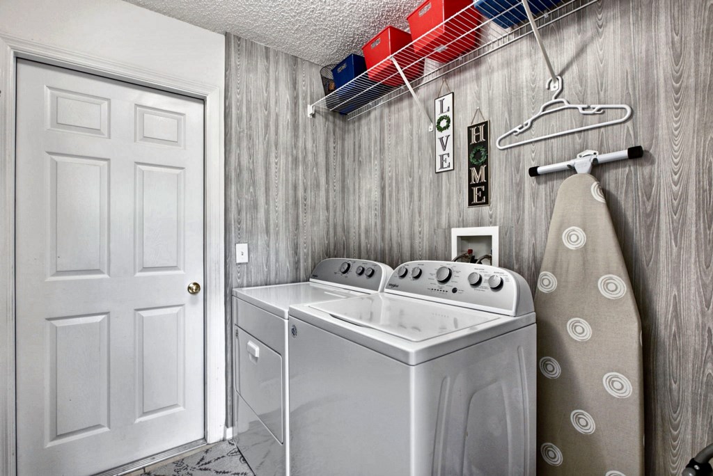19-laundry-room