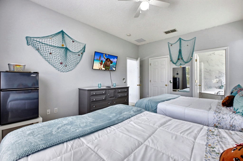 27-master-suite-2
