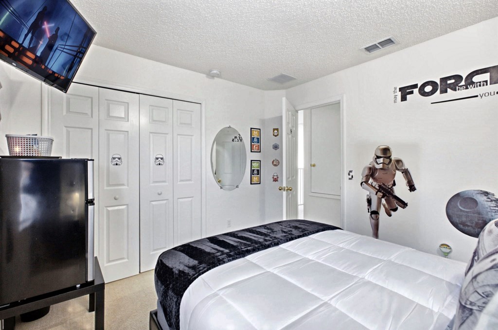 33-bedroom-starwars-2