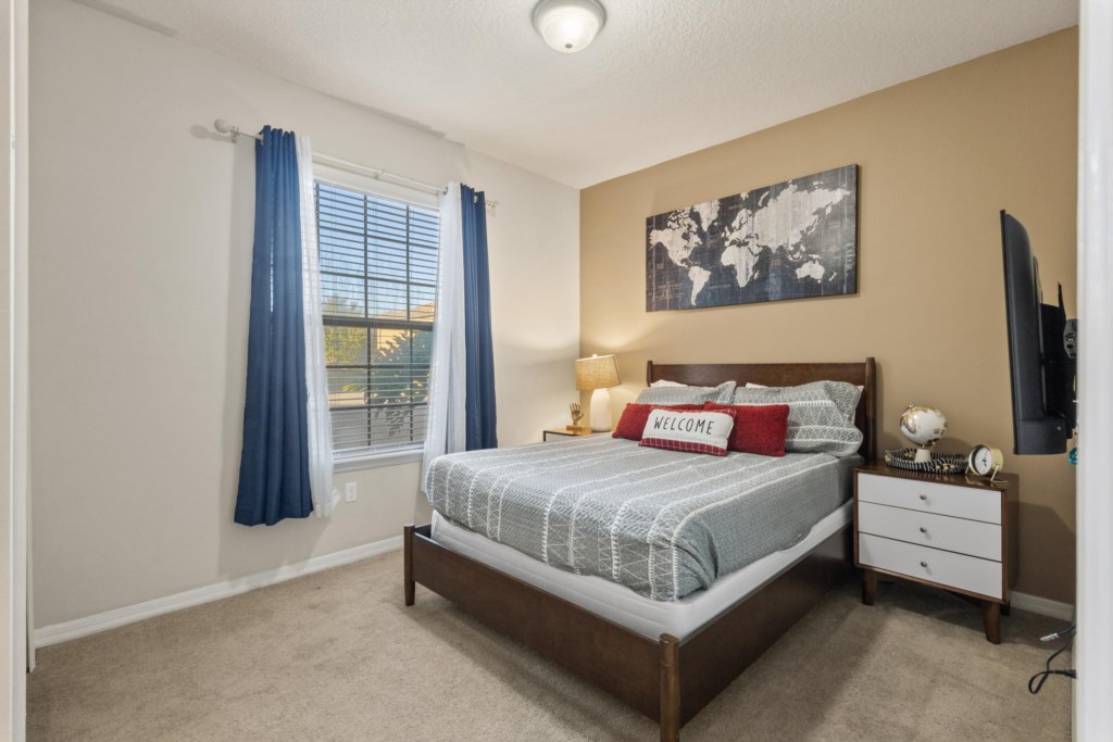 18-9039RhodesSt-183000x2000