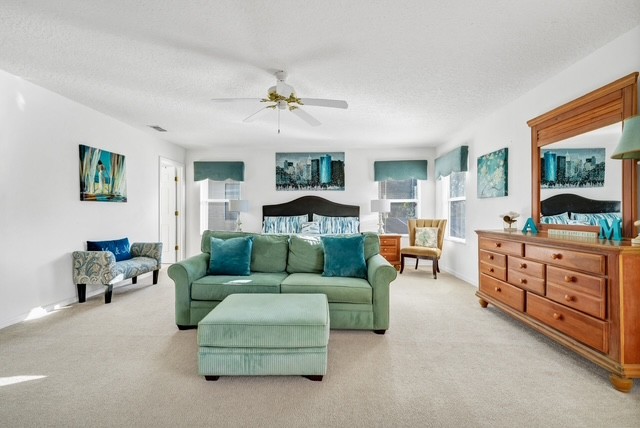 1b812113-2a7e-446e-93e7-65c09bf6607d