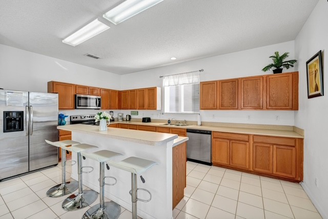 b6ff63a4-7c43-4633-b811-4fa5dd67440e