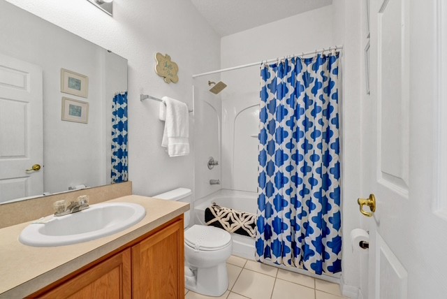 d7590458-dcd6-4e92-bf7a-a83d29164d75(1)