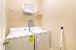 4175OaktreeDrive-16