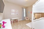 4175OaktreeDrive-28