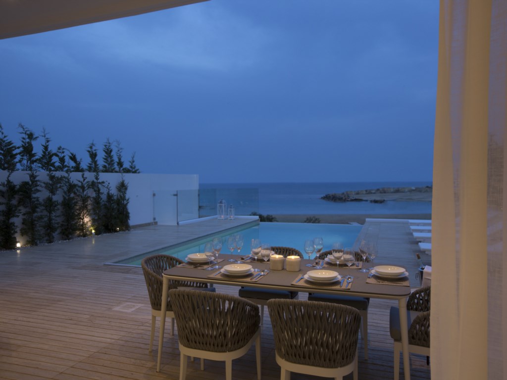 Prbw5 Blue Protaras Seafront Villa 3 - 