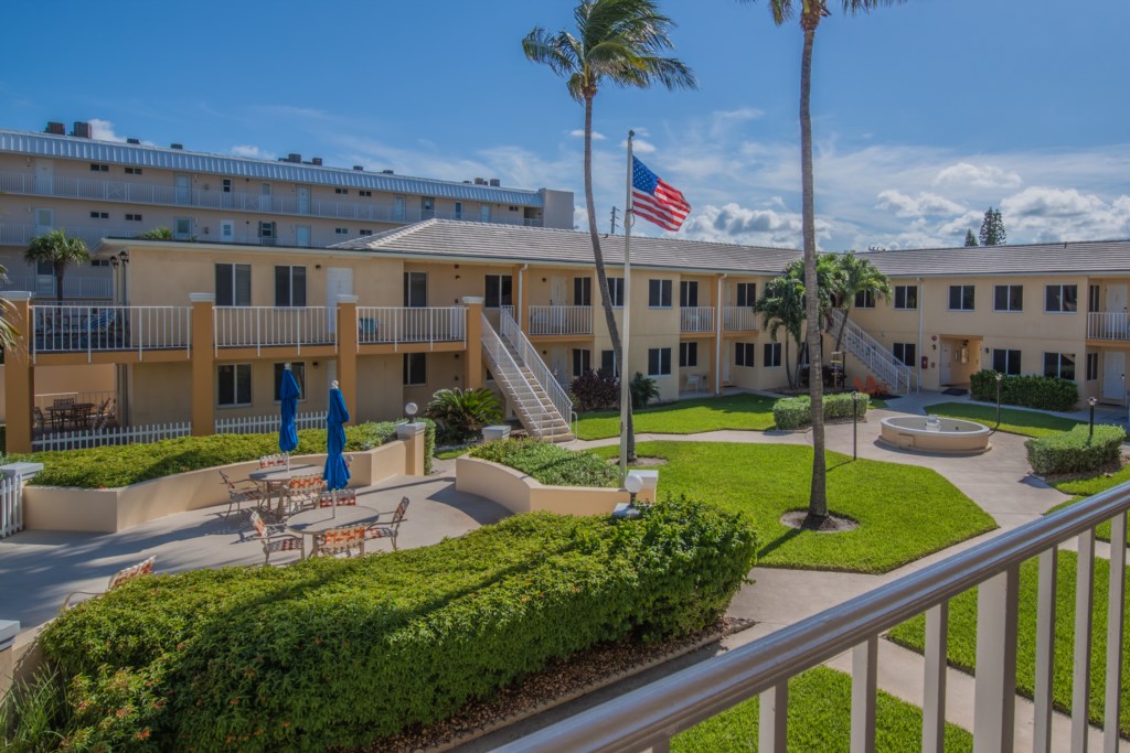 BG_GulfstreamManor_48