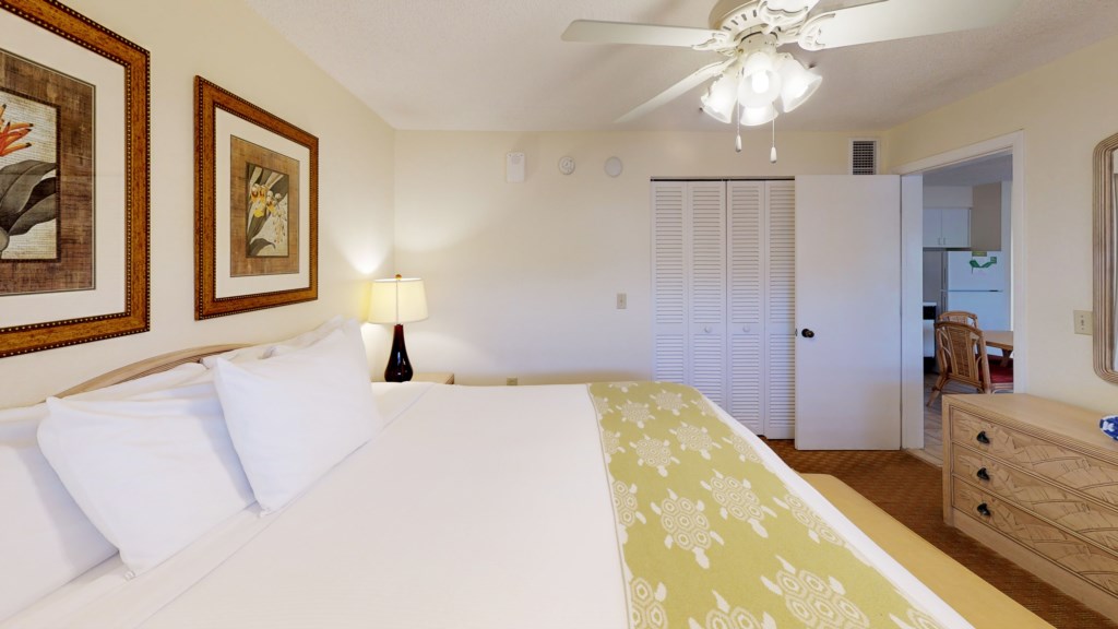 218-6600-Gulf-Drive-Holmes-Beach-FL-Bedroom(1))