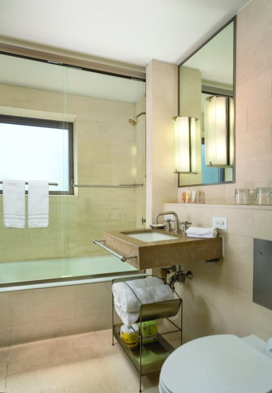 Bathroom_S.jpg