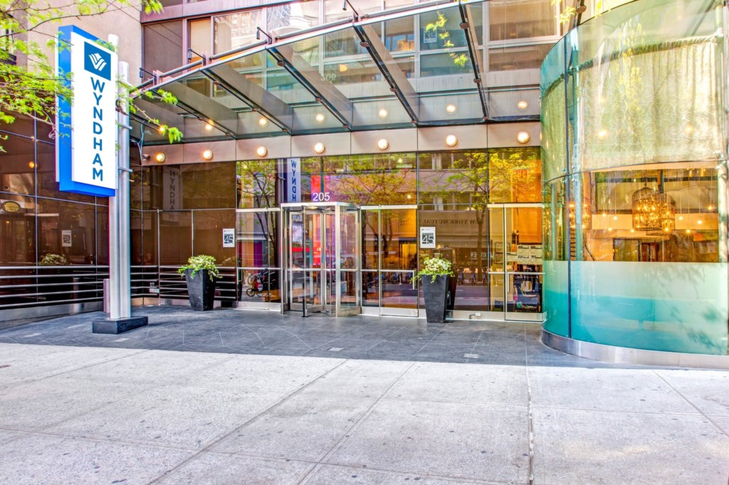 WM45_Exterior_2_S.jpg