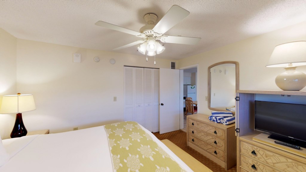 218-6600-Gulf-Drive-Holmes-Beach-FL-09112019_203833)