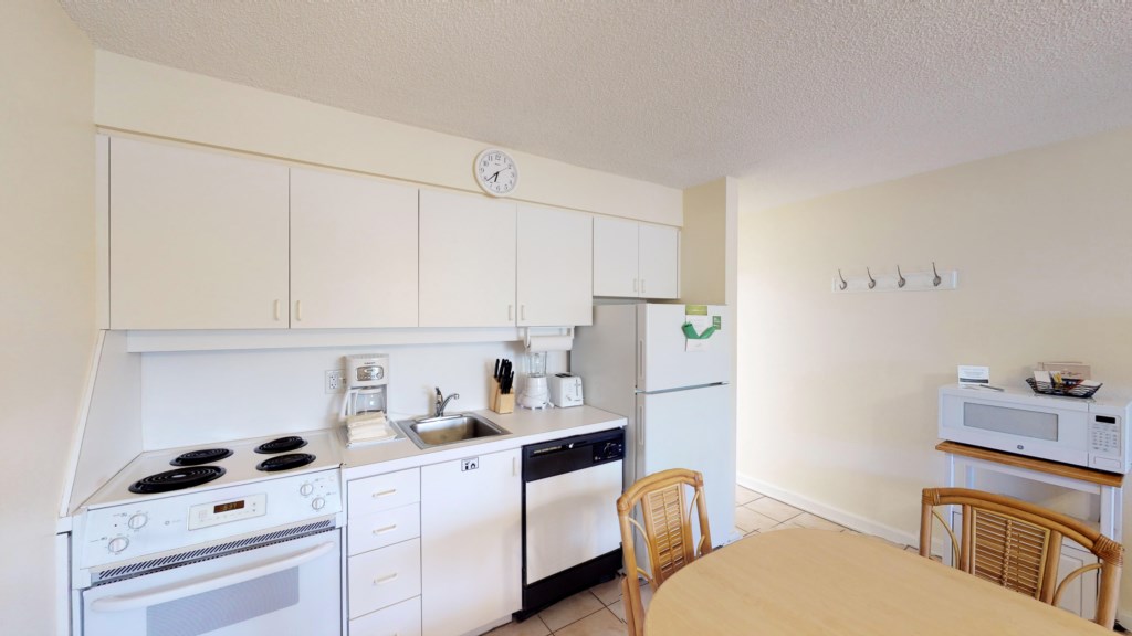 218-6600-Gulf-Drive-Holmes-Beach-FL-09112019_203848)