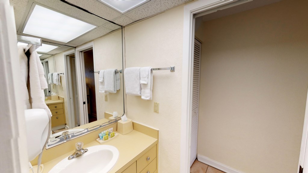 218-6600-Gulf-Drive-Holmes-Beach-FL-09112019_203941)