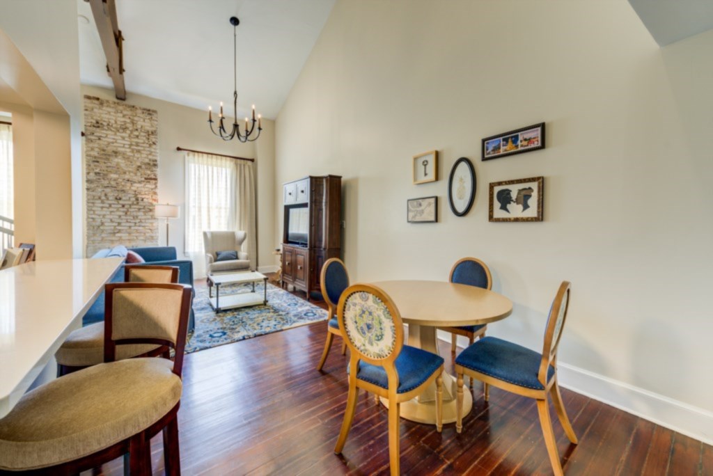 The Lodge Alley Inn™_8.jpg
