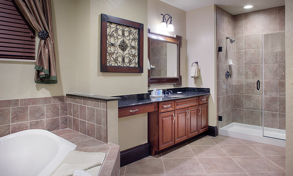 005-bonnet-creek-gallery-pres-mstr-bath