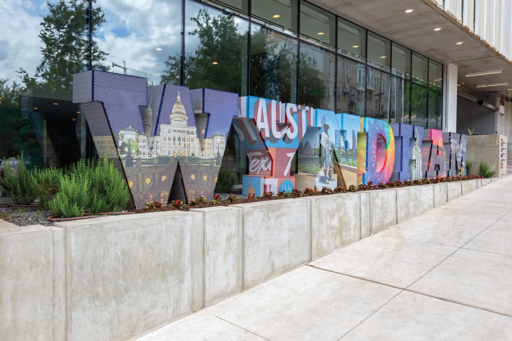 Austin_sign_1_S.jpg
