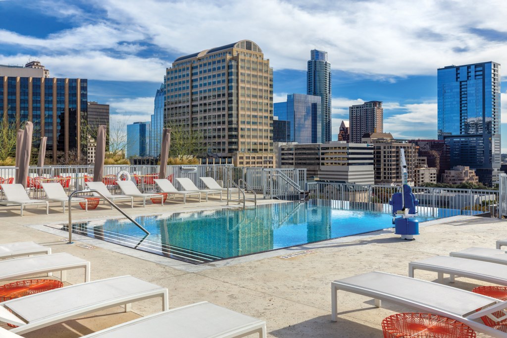 austin_pool_2_S.jpg