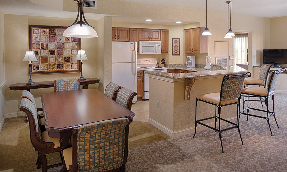 15-bonnet-creek-gallery-standard-overview-dining.jpg