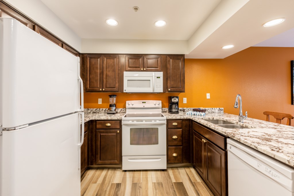 16 south shore 1 bedroom - kitchen (2).jpg