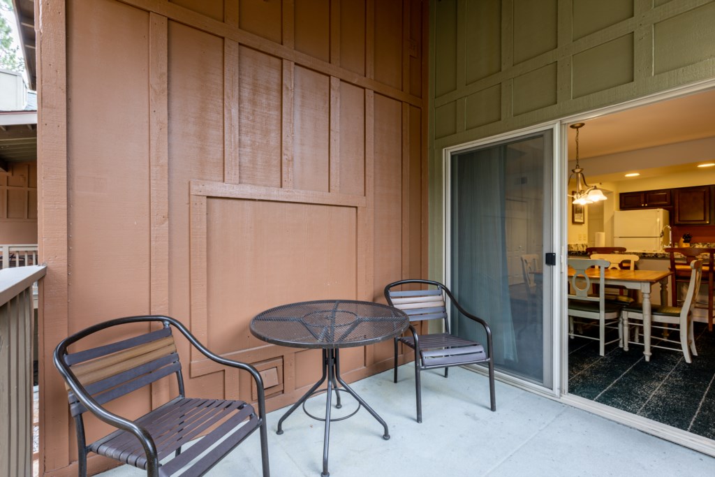 28 south shore 1 bedroom - balcony (3).jpg