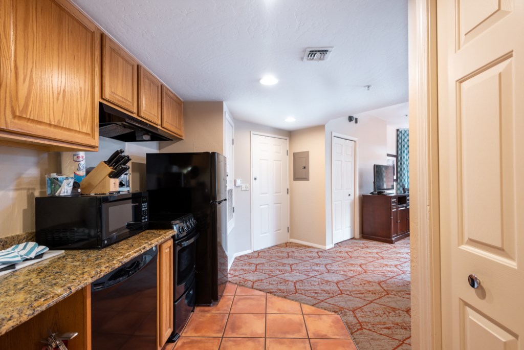 8 Club Wyndham Sedona 1 bedroom - kitchen.jpg
