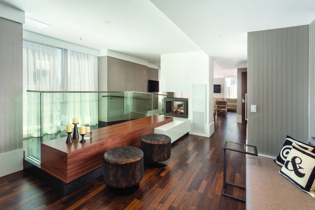 Midtown_45_owners_lounge_2_S.jpg