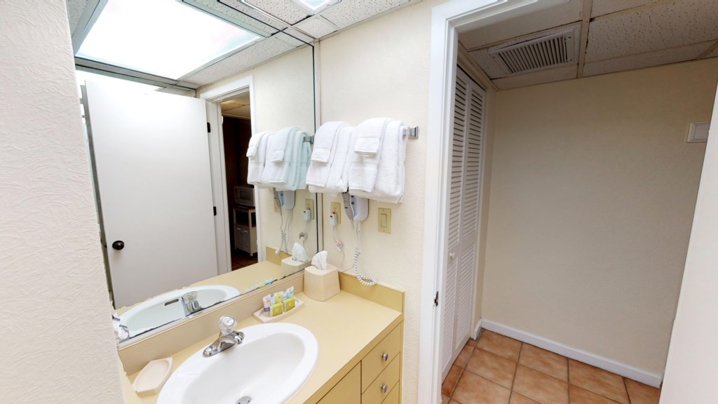 101-6600-Gulf-Drive-Holmes-Beach-FL-09102019_154110)