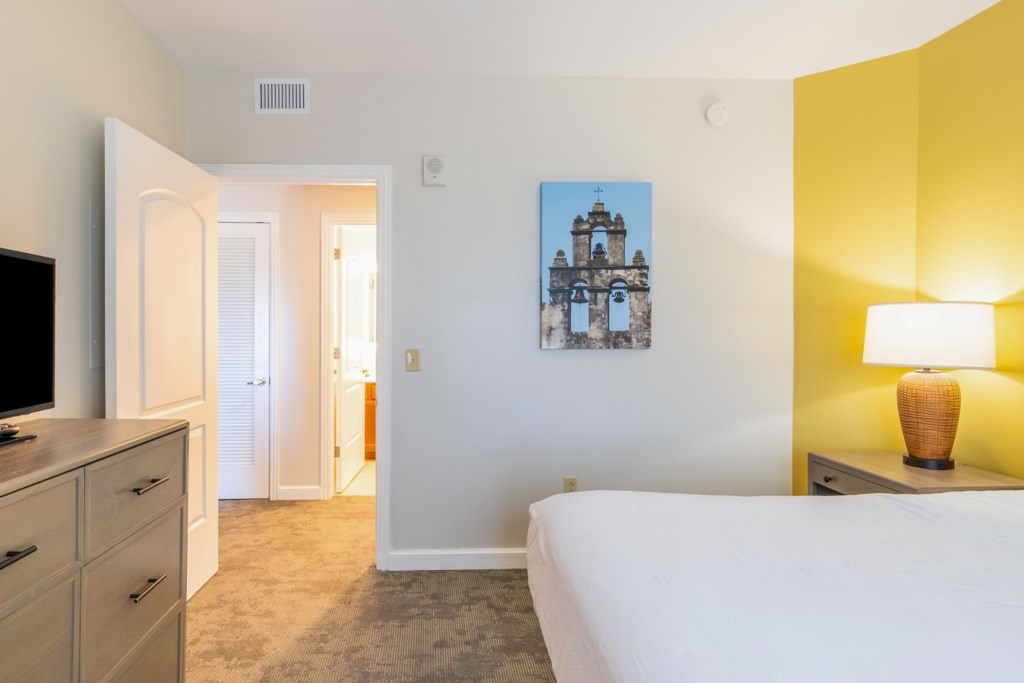 18 Club Wyndham La Cascada-1bedroom_019.jpg