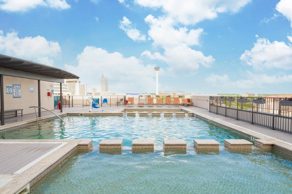 49 Club Wyndham La Cascada-pool_113.jpg